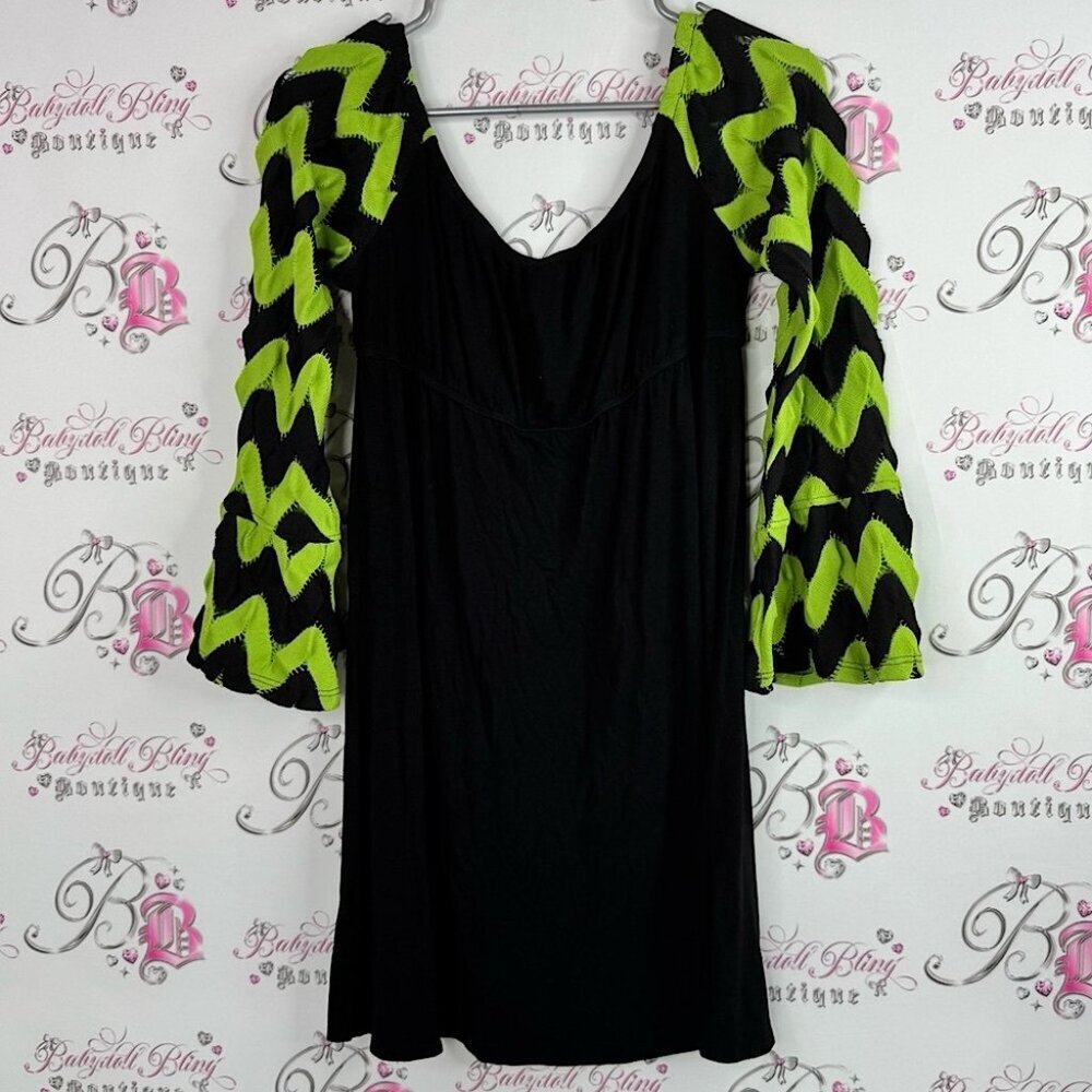 Vava by Joy Han Dress knit arms Black and Neon Green mini dress vintage